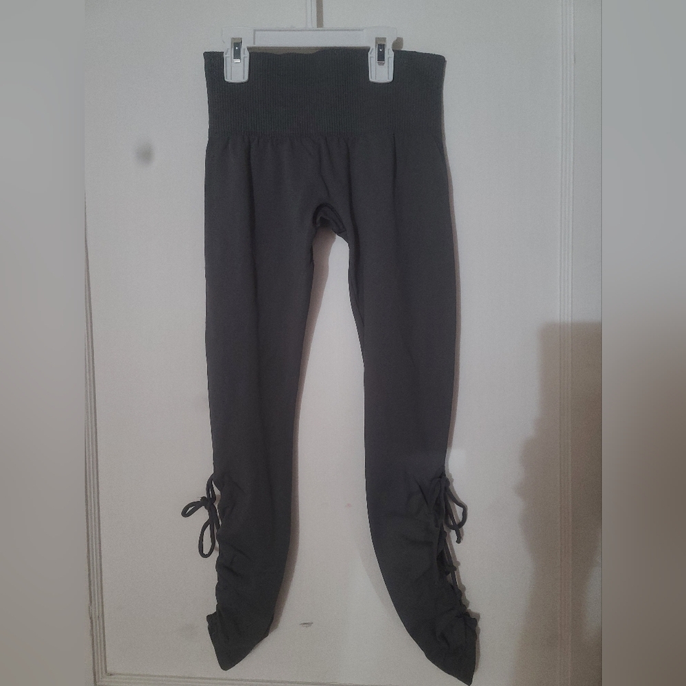 FREE PEOPLE Movement Stylish Leggings